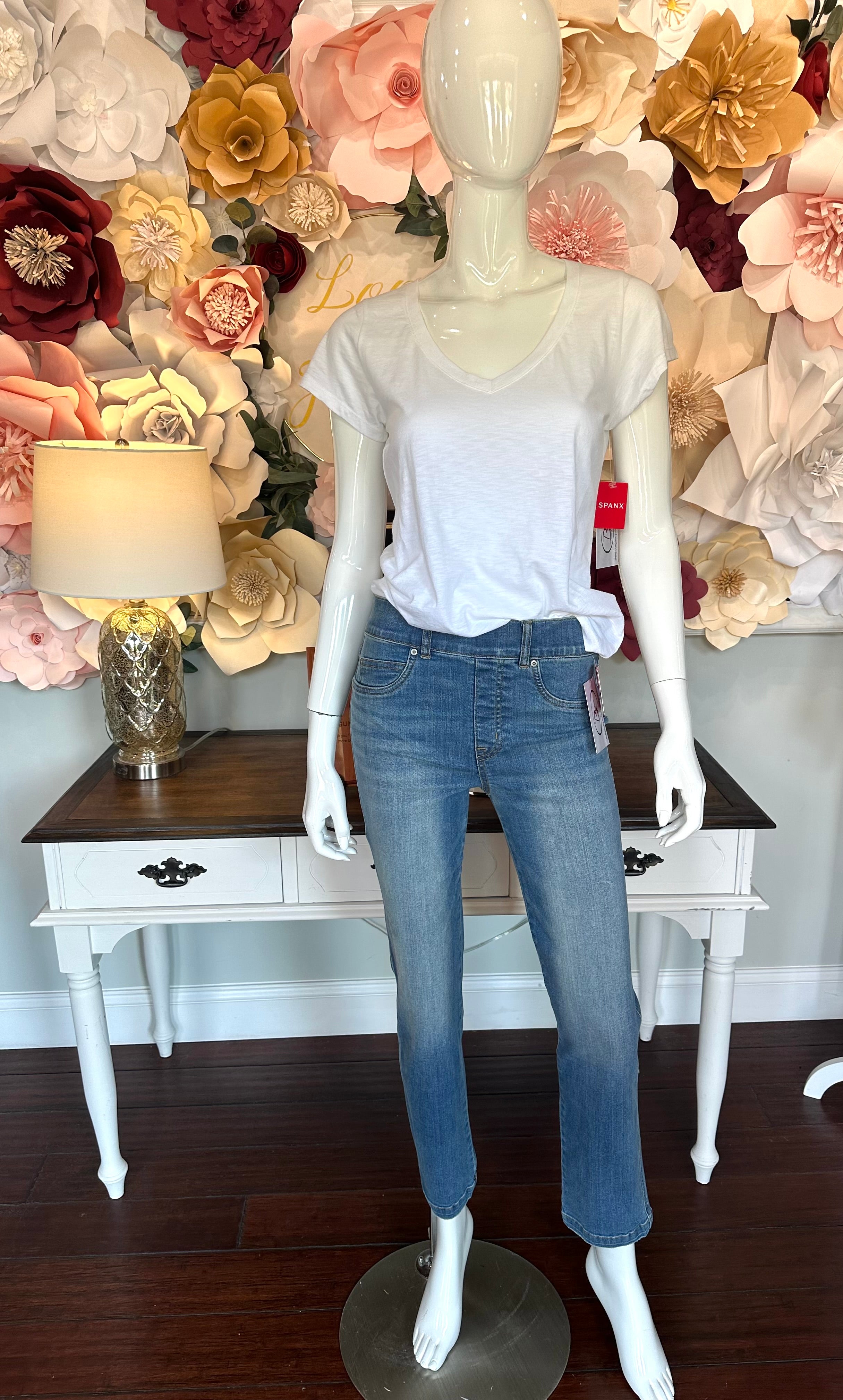 The Vintage Black Ankle Straight Leg Jean by Spanx – The Pretty Pink  Rooster Boutique